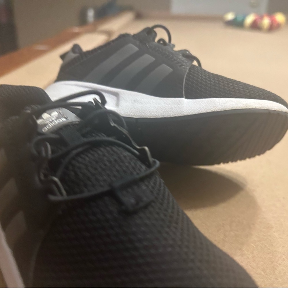 Kids Adidas - Picture 5 of 5